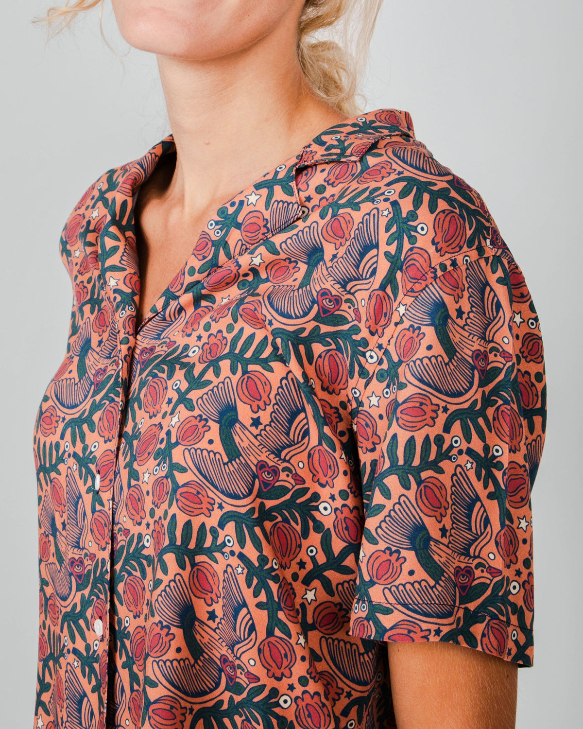 Asis Percales Passerine Aloha Blouse